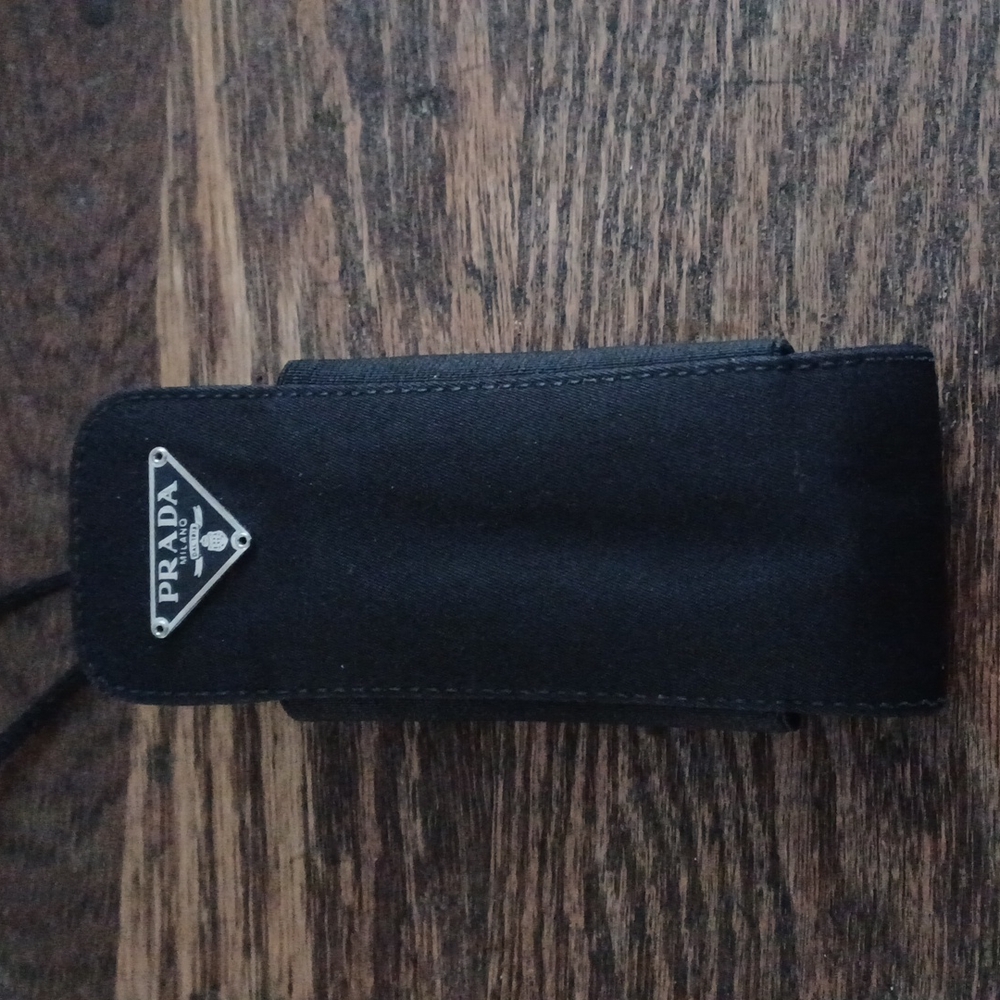 Vintage Prada cell phone case - Picture 10 of 11